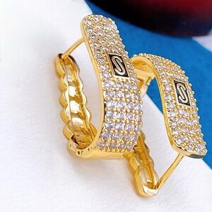 Elegant 18k gold plated cubic zircona huggie hoops earrings